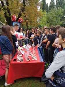 IMG-476ef78813a2b040e1fe2e9cd91dd1d2-V